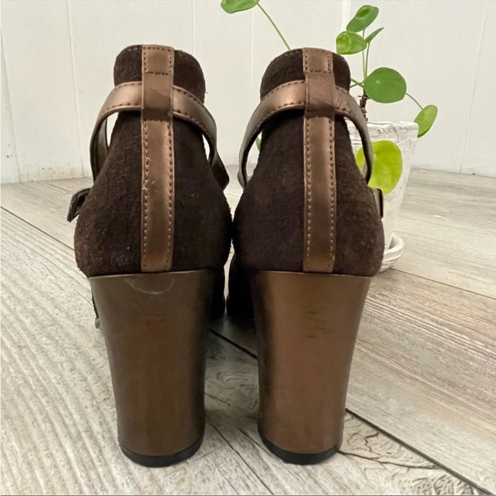 Vintage Suede Leather Heels Women’s‎ 7.5 Brown Mary Jane Style Retro Chic Casual